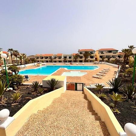Puskas Apartman Costa De Antigua Exterior foto